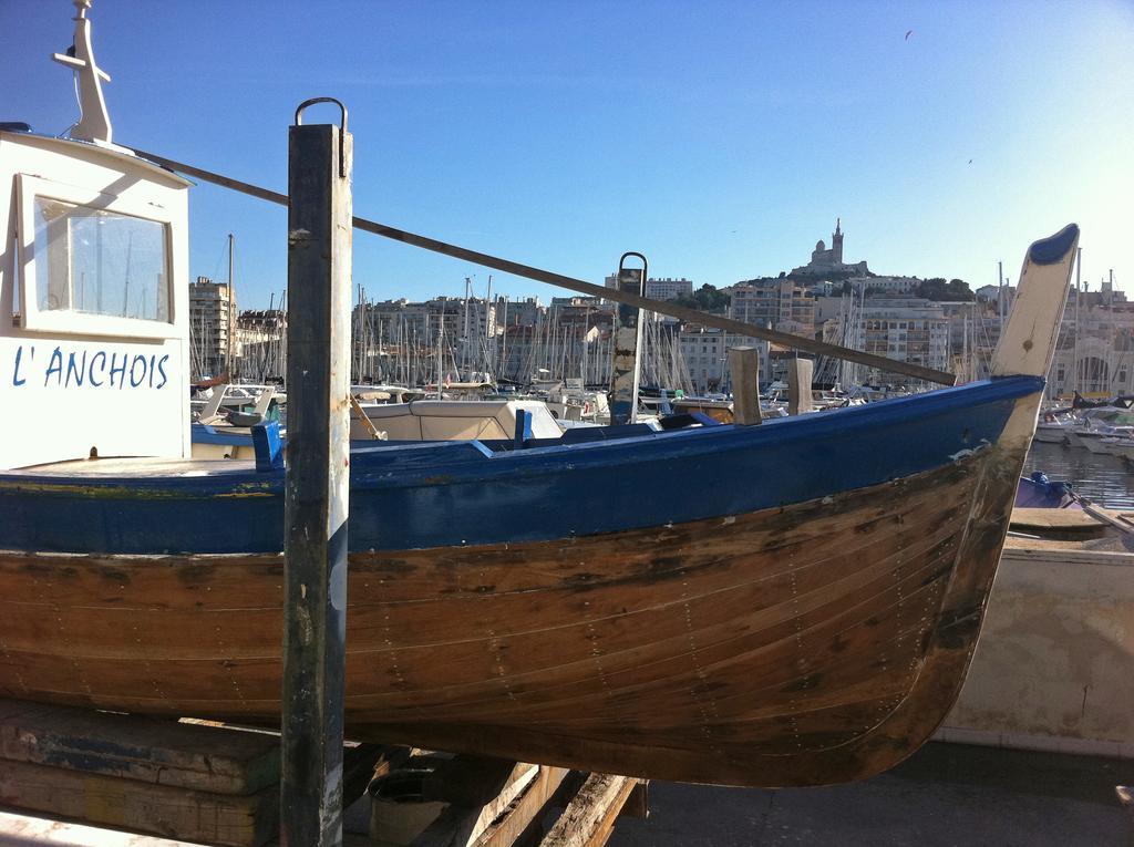 マルセイユEscale Marseillaise, Grand T2 Calme, Pres Du Vieux Port Pour 2 A 4 Personnes, Nettoyage Rigoureuxアパートメント エクステリア 写真
